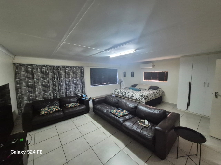 3 Bedroom Property for Sale in Protea Park North West